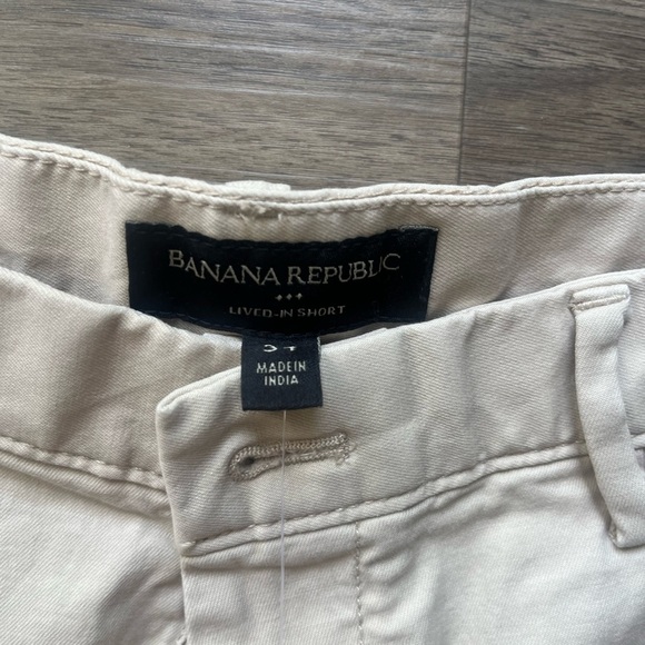 Banana Republic Lived in Chino 7” short New with tags. Men's Green Casual Shorts - Picture 2 of 5
